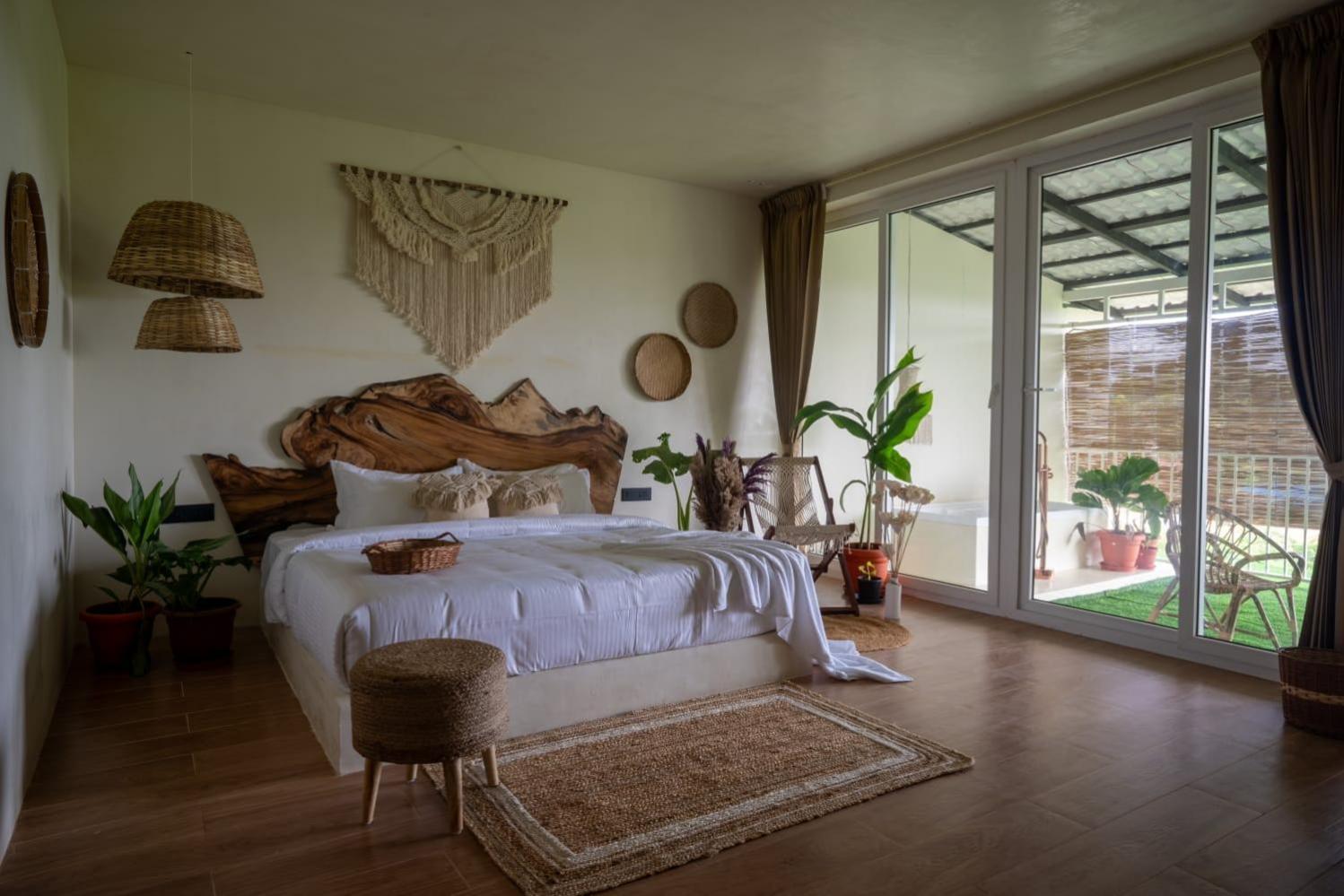 Nomads Resort - Destination Stays Puducherry Buitenkant foto