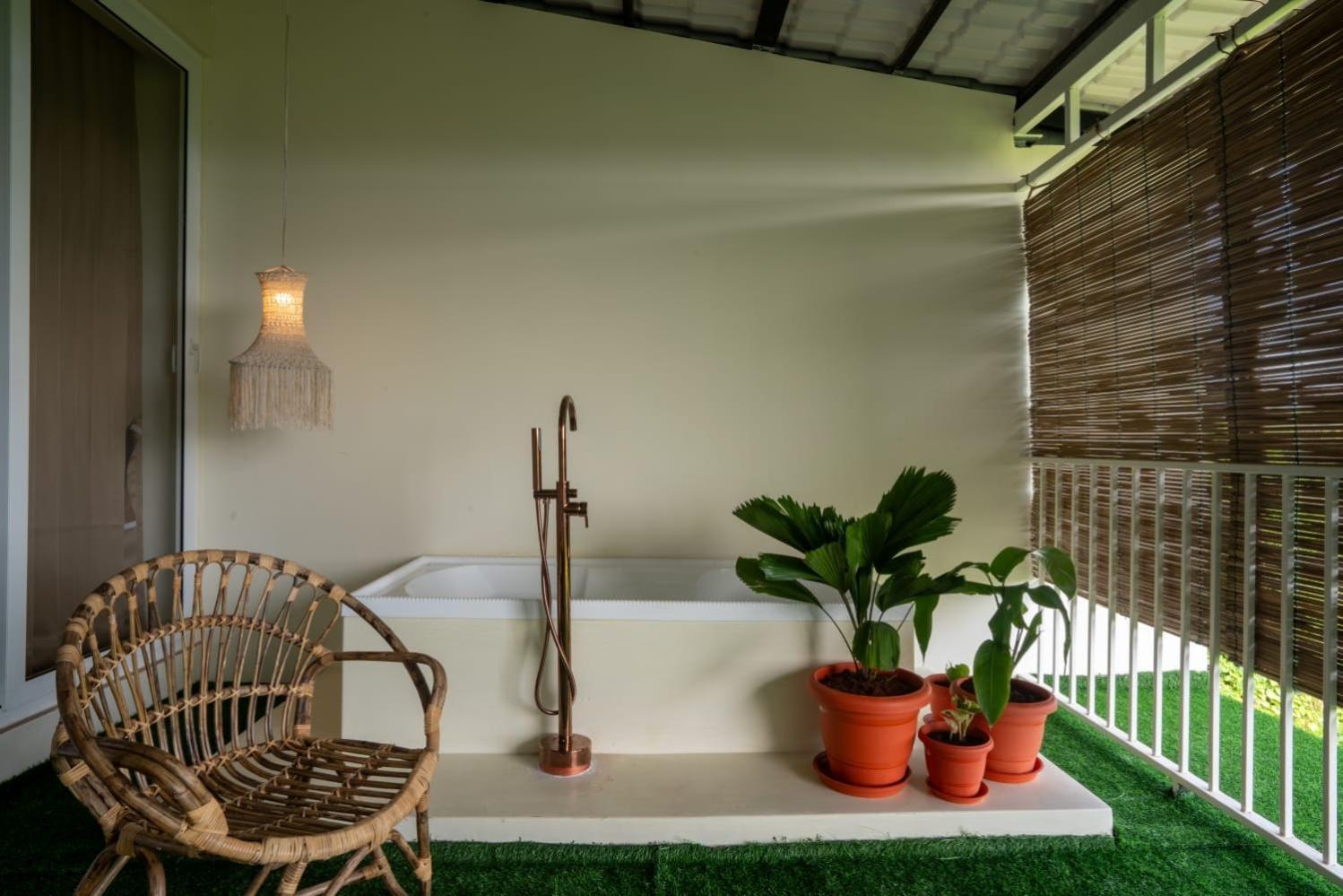 Nomads Resort - Destination Stays Puducherry Buitenkant foto